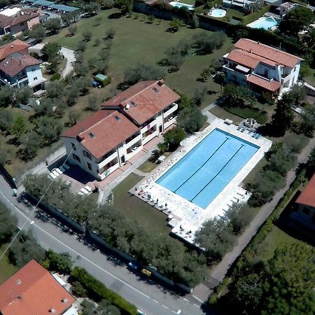 Aparthotel Residenza Benini Bardolino Esterno foto