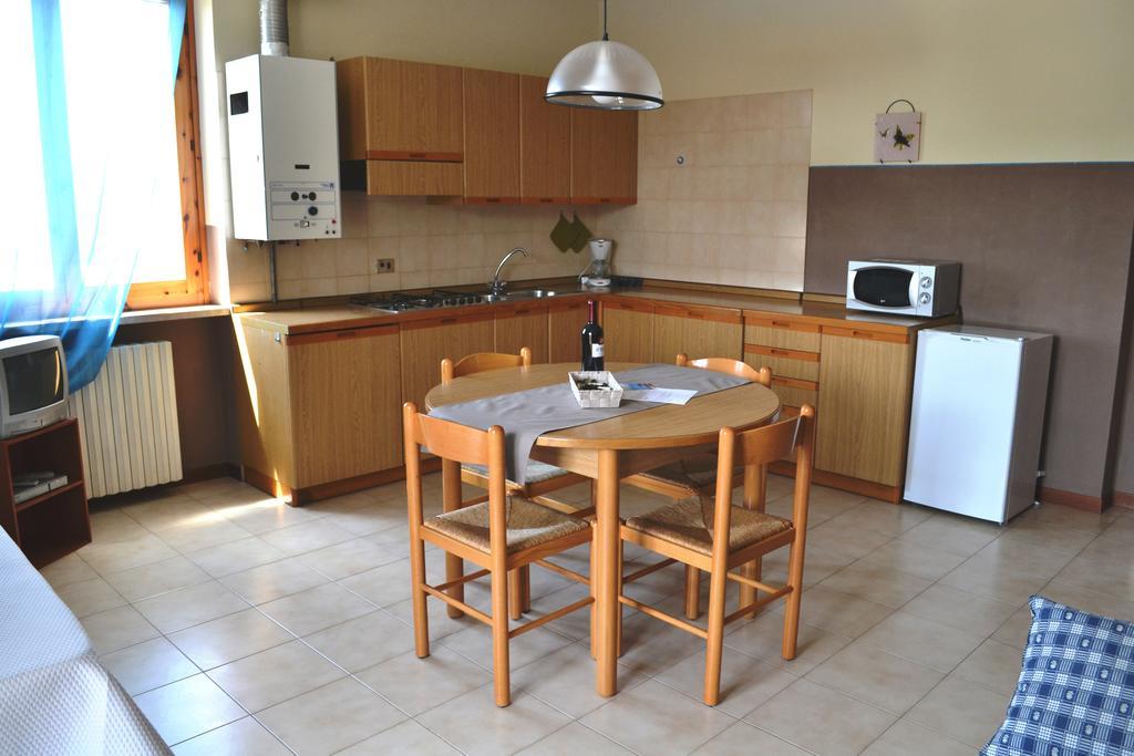 Aparthotel Residenza Benini Bardolino Esterno foto
